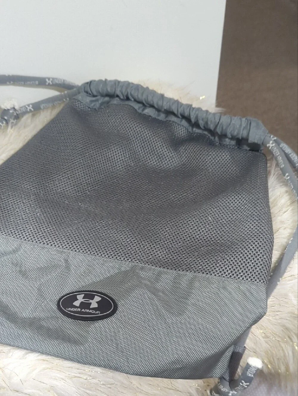 Under Armour Light Gray Drawstring Backpack with Front Zip Pocket